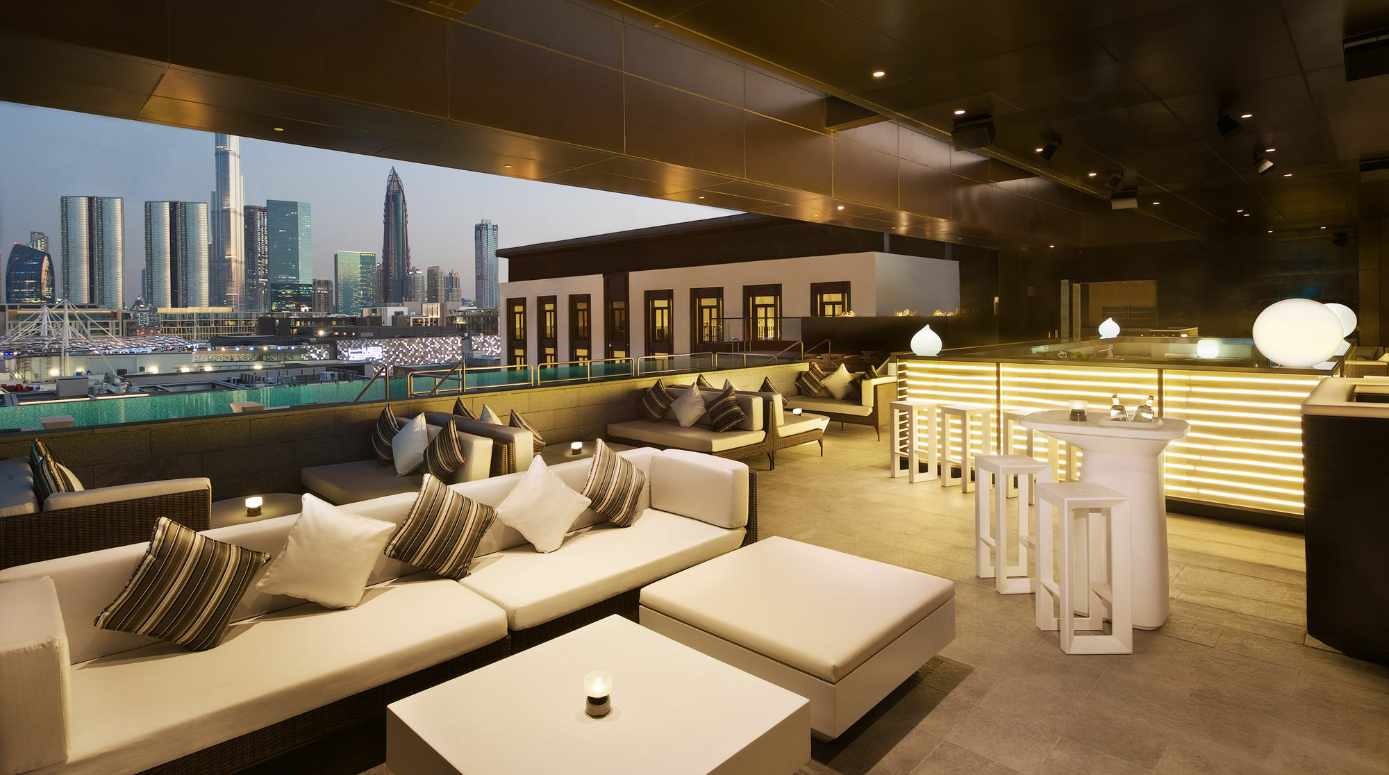 La Ville Hotel & Suites CITY WALK Dubai, Autograph Collection Esterno foto